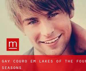 Gay Couro em Lakes of the Four Seasons